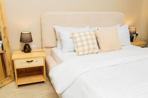 Two Bedrooms in Masaki by Lily