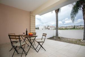 Modern & Fancy ground floor Studio - Pool & Relax