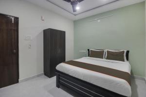 Collection O SIRI GRAND INN