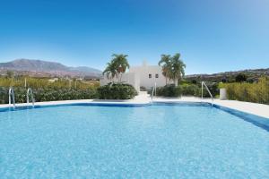 Luxury Lake and Golf View Apartment at La Cala Golf Resort