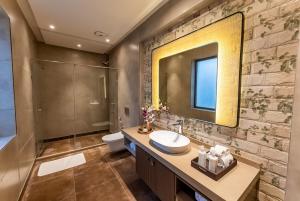 Luxury Coastal Villa in Morjim by SOAL