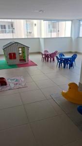 Apê piscina ar cond wifi estacionam 2 quart 2 banh