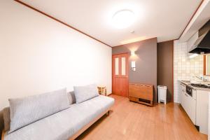 シャルムビルズ松屋町02