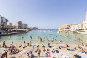 Sliema Suite by the sea