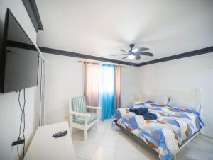 Garden Condos 7 - Central Apartment in Strip