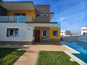 Casa Cliff by Sesimbra Sun Sea