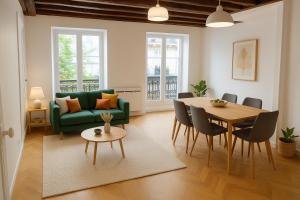 Appartement chic centre Marais PARIS