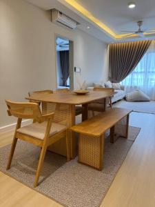 InapByDaddys Near KLIA SIC Sepang 4BR Fully Aircond
