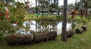 Casa em Tramandaí dentro de condomínio com área de uso comum na beira da lagoa do armazém a 4,5 km da beira mar