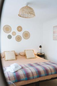 Stunning High Street Townhouse With Sea Views & Parking at Tide View Townhouse