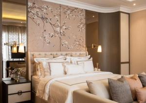 Hotel Fairmout Plaza Suites Near Airport IGI