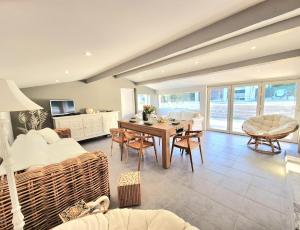 Villa grand confort, piscine privée, petanque, pool house