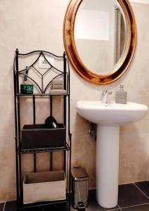 Neide House, Trastevere