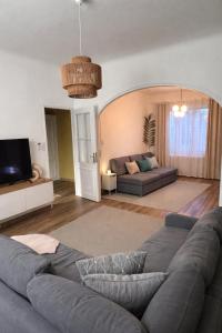 AVIGNON Charmant appartement indépendant Centre-ville à pied parking