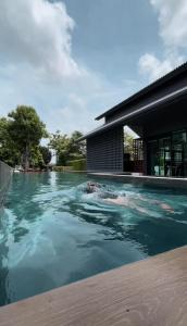 Japandi style - 3 BR Near Airport 7-11 MegaBangna