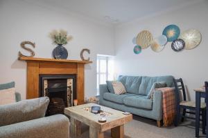 Sea Crest - Wake up to the Waves!