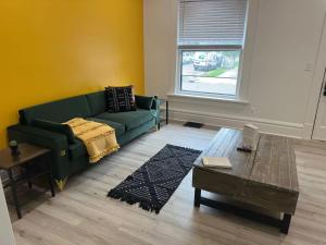 Jungle House Luxury Stays - Columbus Downtown Short North