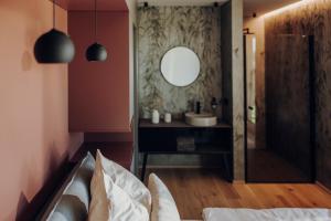 sona Suites Allgäu - Suite Harmonie - Sauna & Bergblick