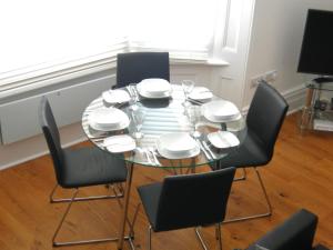 High Street Suites 3