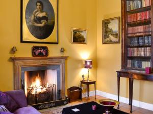 Lochside Garden House - S4484