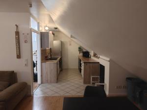 Work and Stay Attendorn 2 Zimmer 4 betten Badezimmer Küche und Balkon