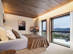 Appartement de luxe à Courchevel 1850, accès ski et bien-être inclus - FR-1-830-15