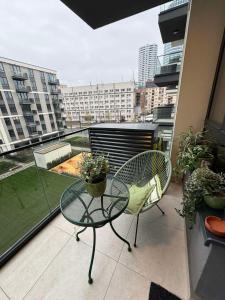 S310 with free parking