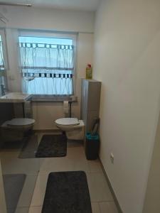 Siegen - Geisweid Work and stay Neu Modernisiert 2 Schlafzimmer Badezimmer Balkon