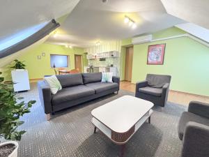 L apartamentai su nemokamu parkingu