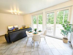 Charming 1BR Retreat with private terrace