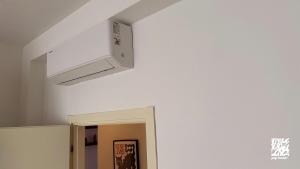 Milan Pop House - 5 minutes from M1 and M4 metro lines