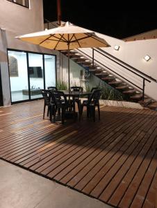 Casa 4 Suites a 200m da Praia ate 14 pessoas Sao Sebastiao