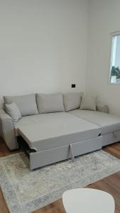 Near Airport Cozy Stay