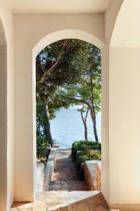 LUMA HVAR Premium Beachfront Villa 1st Row to Sea