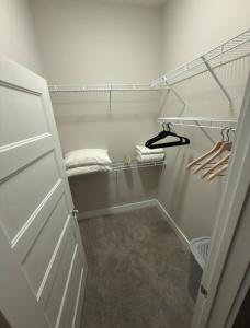 Furnished 1BR Zen Den in Buckhead