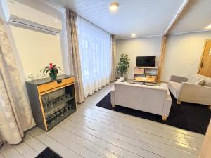 XL apartamentai su nemokamu parkingu