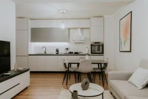 Modern 2-Bedroom Apartment in the Heart of Tirana