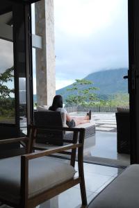 Arenal, Completely Yours Ultra Private Estate