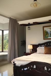 Arenal, Completely Yours Ultra Private Estate