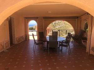 Beautiful villa with 280-degree sea views