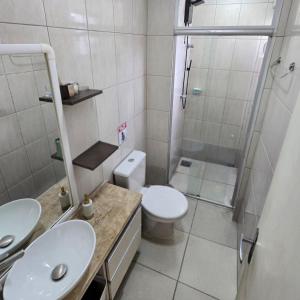 Apartamento inteiro com escritório no centro