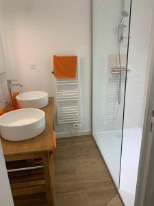 Rez de jardin - proche plages sauvages