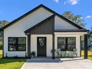 Sweet Carolina Cottage