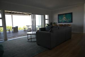 Bywater Place Beachfront Cannon Rocks