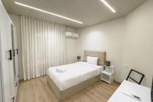 Modern 2BR in New Cairo l Great Balcony View l WiFi