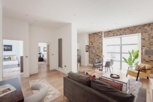 Spacious 2BR 2BA Flat nr Camden Kings Cross