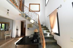 Countryside villa in private 2,000 sqm estate