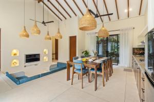 Arana Villa