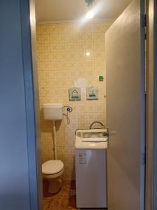 Hosting for families or women