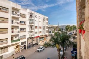 Luxurious 2 BR, AC, Parking, Elevator - Mall Arribat Center, Agdal